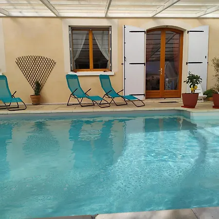 L'olivier Avec Piscine