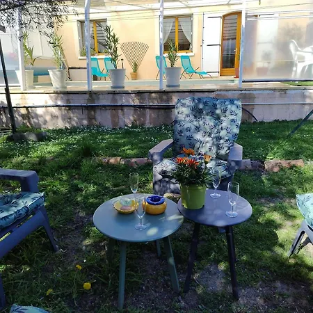 L'olivier Avec Piscine בית נופש